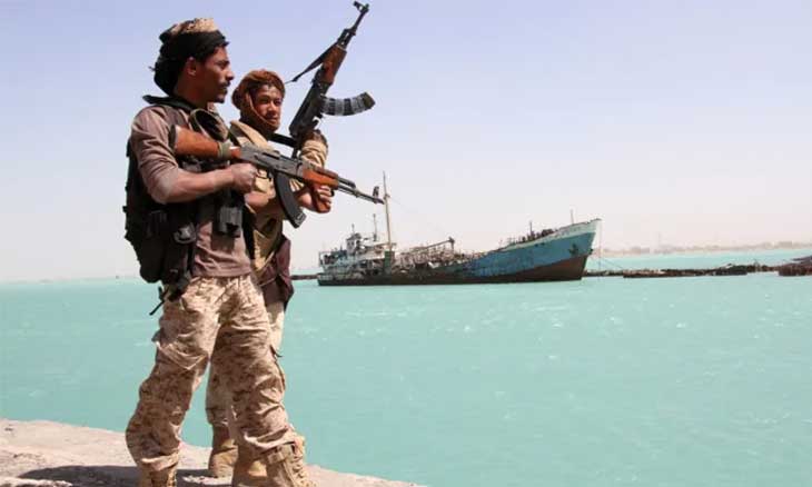 الحوثيون قصفوا أهدافاً في إيلات ولوّحوا بورقة «باب المندب»