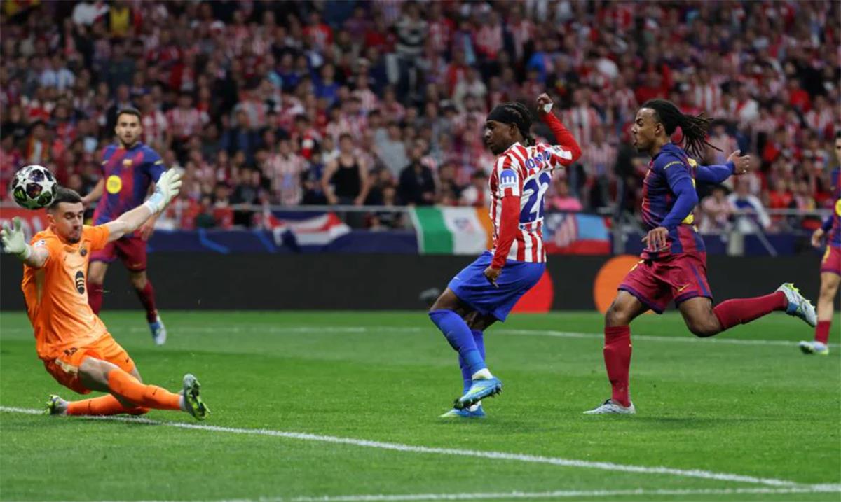 فيديو | ثنائية لا تكفي.. برشلونة يفوز وأتلتيكو مدريد يتأهل لنصف نهائي دوري أبطال أوروبا