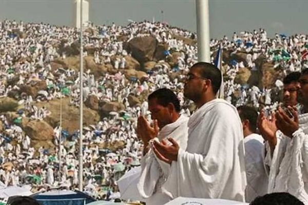 مواعيد انطلاق أول أفواج الحج السياحي 2026 من مصر