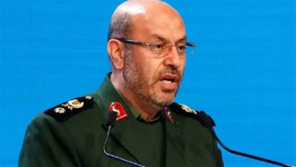 الصقر العسكري.. حسين دهقان خلفًا لـ علي لاريجاني.. رجل الحرس الثوري الأكثر تشددًا يحكم إيران.. كان مقربا من علي خامنئي.. ويمتلك خبرات كبيرة في سلاحي الصواريخ والمسيرات