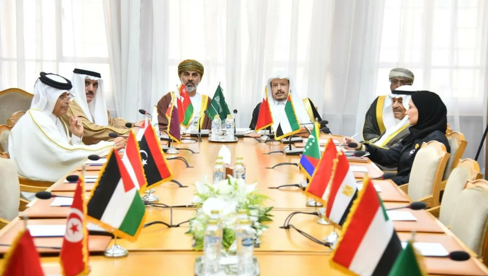 رئيس مجلس الشورى يشارك في اجتماع المجالس التشريعية الخليجية