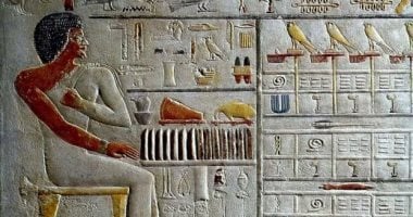 الأدب فى مصر القديمة.. غزل طريف وقصائد بديعة فى عصر الدولة الحديثة