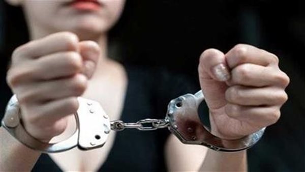 حل لغز جريمة العوامية بالأقصر، الزوجة وعشيقها ألقيا الجثة بالشارع لتضليل المباحث