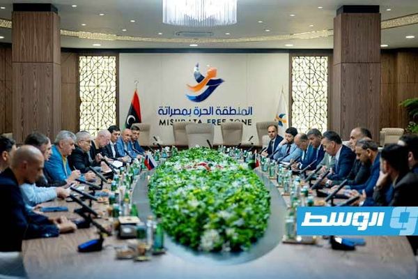 السفير الروسي يبحث فرص الاستثمار والشراكة في المنطقة الحرة بمصراتة