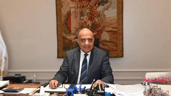 وزير الكهرباء والطاقة يهنئ جميع العاملين بعيد الفطر المبارك