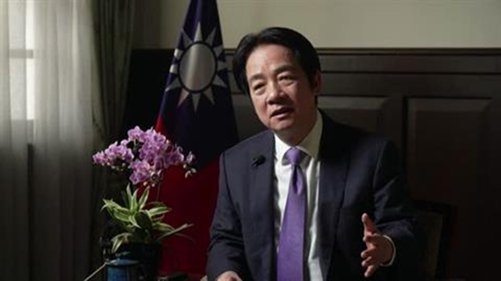 الرئيس يحذر من “التمدد الصيني” ويؤكد أن بلاده ليست ورقة تفاوض في أي محادثات أمريكية-صينية