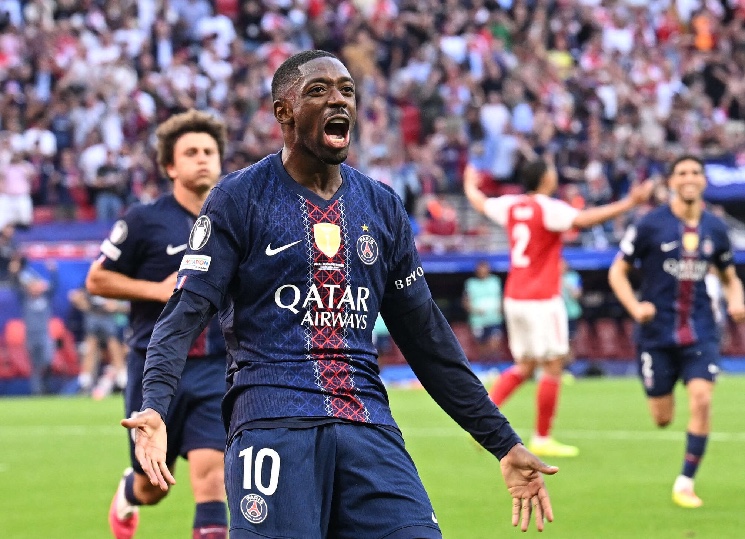 سان جيرمان يعادل رقم برشلونة القياسي في دوري الأبطال