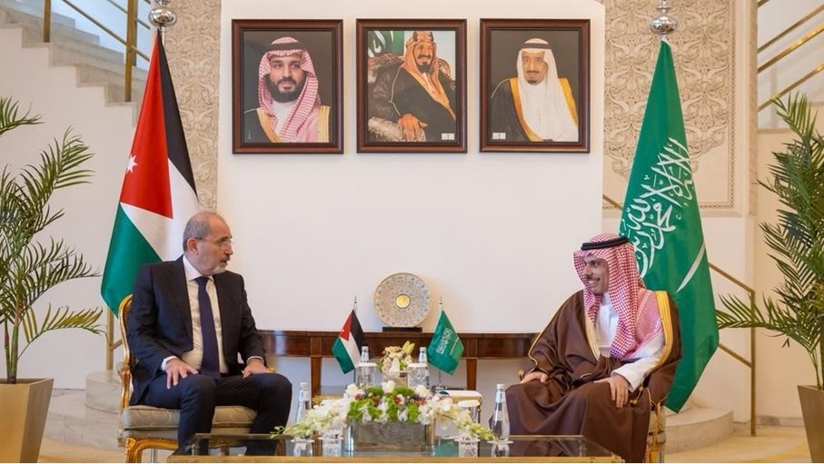 الأردن والسعودية يؤكدان حق الدفاع عن النفس أمام الاعتداءات الإيرانية