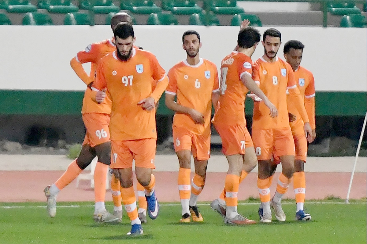 الملا: كاظمة في حاجة إلى 15 يوماً لتجهيز اللاعبين