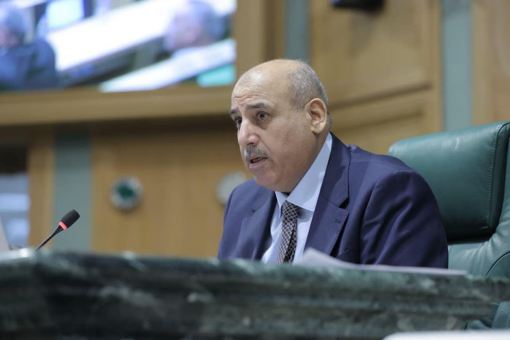 "رئيس النواب": العلم الأردني عنوان المجد ورمز وحدة الأردنيين وثباتهم
