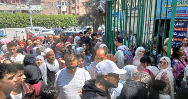 إقبال كثيف على حديقة الحيوان بالإسكندرية للاحتفال بشم النسيم