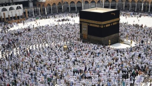 هل يجوز ذبح دم الفدية خارج الحرم؟.. دار الإفتاء توضح الحكم الشرعي وآراء المذاهب الفقهية