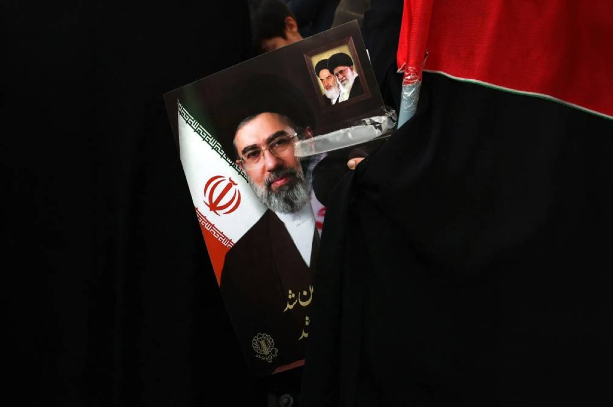 الغموض يحيط بمكان المرشد الأعلى الجديد الإيراني