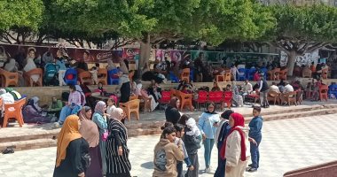 إقبال كبير على حديقة الأسرة والطفولة بدسوق والرحلات النيلية