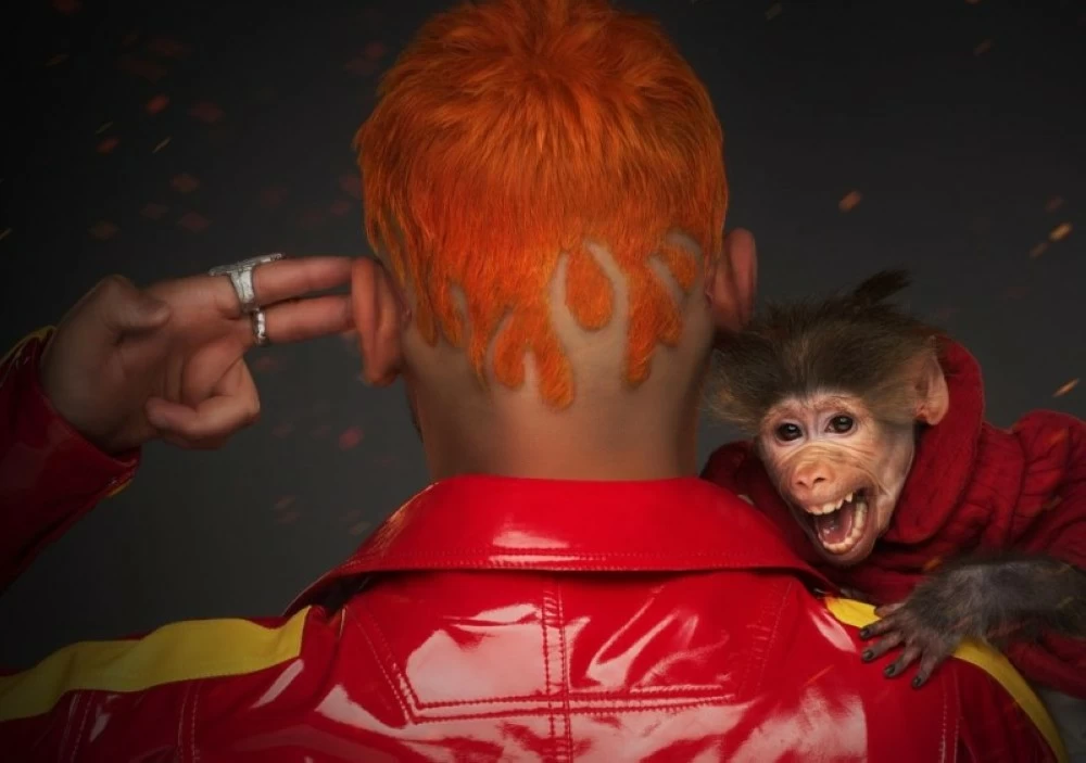 رفقة «شمبانزي».. رامز جلال يثير الفضول ببوستر برنامجه الرمضاني