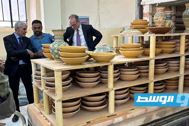 السفير البريطاني في جولة بغريان: مدينة رائعة وتراث مدهش