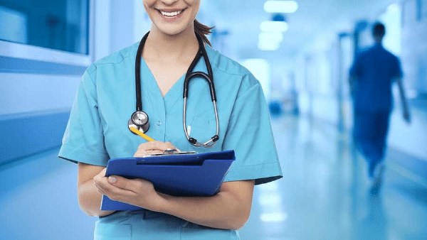 من بداية التعيين.. أسباب المحكمة في أحقية الممرضات في صرف الأجر الوظيفي