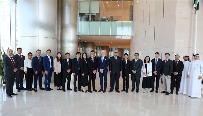 سنغافورة تدرس منظومة الرقابة النووية في الإمارات