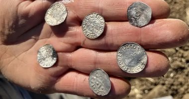 اكتشاف أكبر كنز من العملات المعدنية يعود لعصر الفايكنج فى النرويج