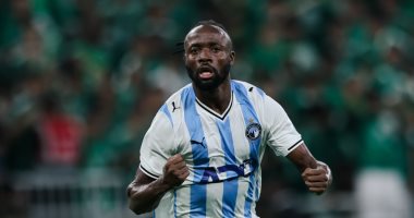 فيستون ماييلى يعزز بالهدف الثانى لبيراميدز بمرمى زد فى نهائى الكأس