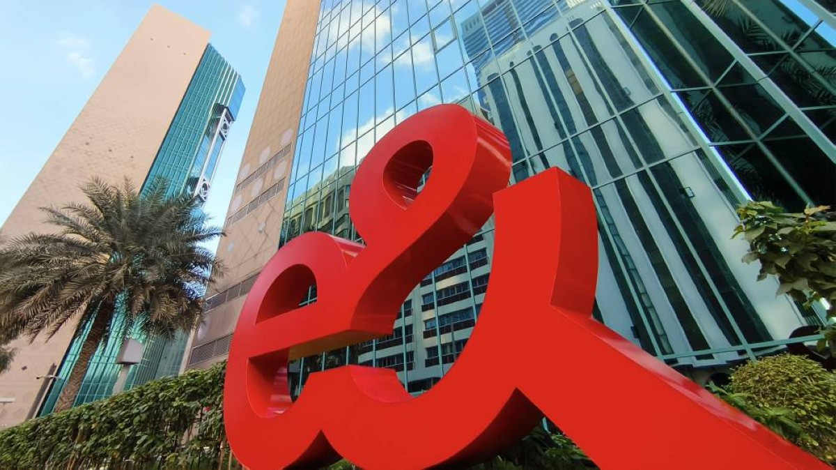 14.4 مليار درهم أرباح «إي آند» في 2025 بنمو 33.6%