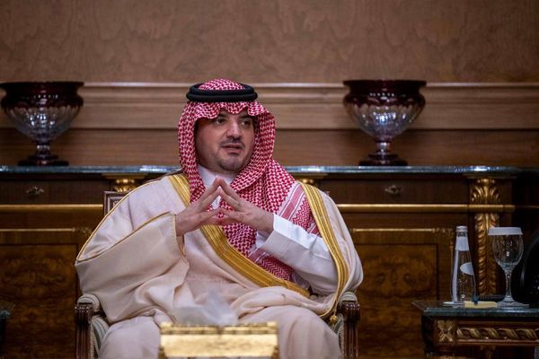 وزير الداخلية رئيس لجنة الحج العليا يلتقي قيادات الصحة المشاركة في موسم الحج