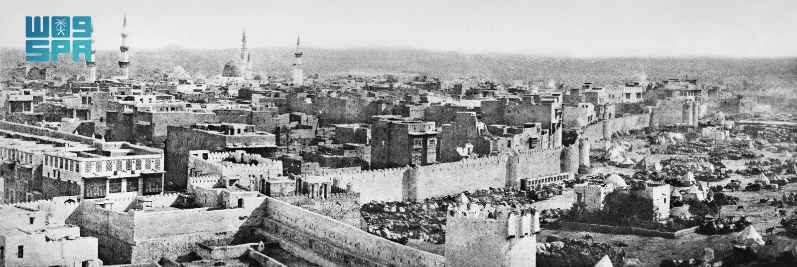 قصة أقدم صورة فوتوغرافية اُلتُقِطت داخل السعودية