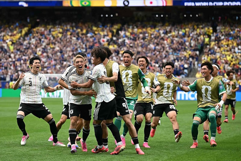 منتخب اليابان يتمسك بخبرة مورياسو