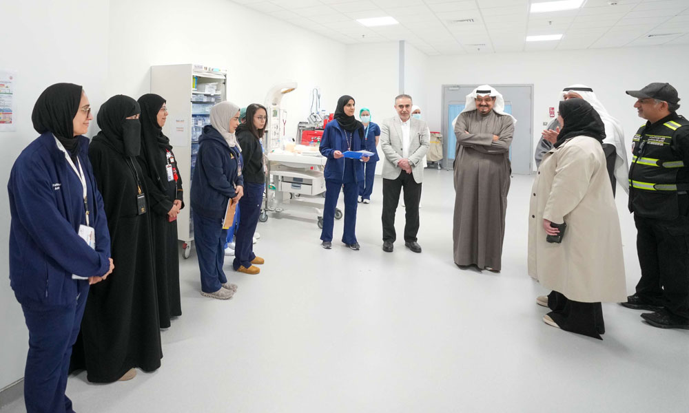سمو رئيس مجلس الوزراء يقوم بزيارة تفقدية إلى مستشفى الولادة الجديد