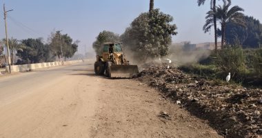 العياط ترفع 220 طن مخلفات وتكثف أعمال تمهيد الطرق بالقرى