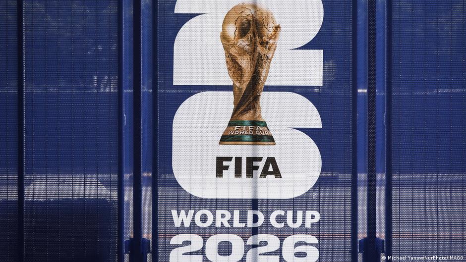 "الفيفا" تُحذر.. لا تحضر هذه الأغراض إلى مباريات كأس العالم!