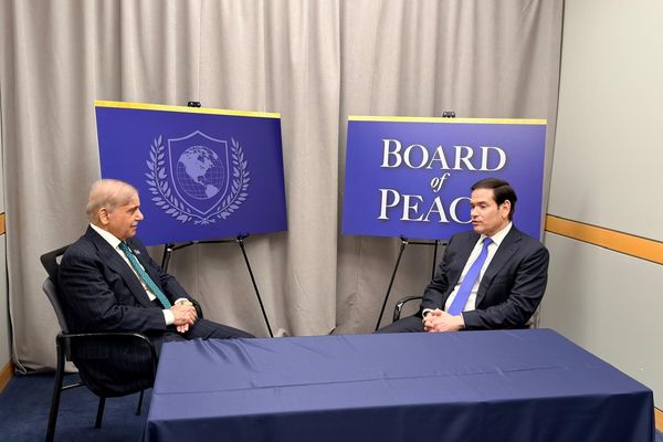 رئيس وزراء باكستان: مستعدون للعمل مع ترامب حول خطة غزة