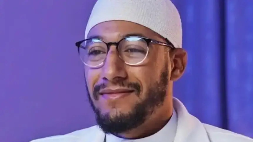 انتقادات واسعة تطال "الشيخ سار" بعد تكفيره تارك الصلاة