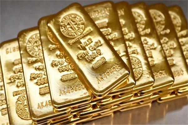 تراجع أسعار الذهب عالميًا.. والأوقية تتجه لخسائر أسبوعية نحو 450 دولار