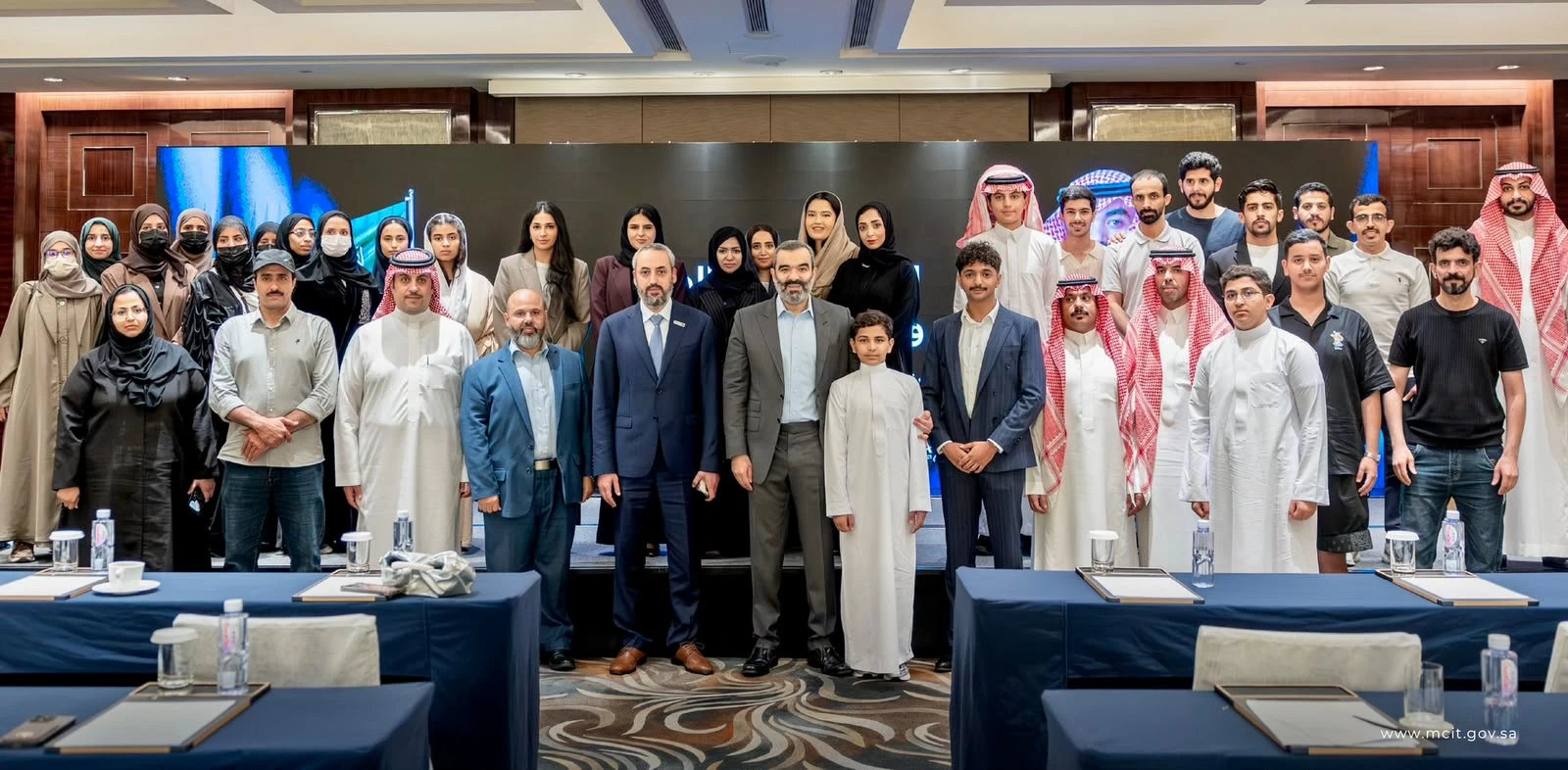 السواحة يجتمع بالمبتعثين والمستثمرين في الصين لدعم الاقتصاد الرقمي