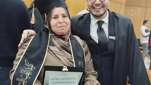 الأم المثالية بالشرقية، أرملة في سن الثلاثين تصنع مستقبل أبنائها بكليات القمة (صور)