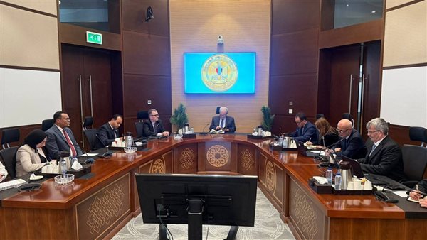 حسين عيسى: الحكومة تتحرك لإعادة هيكلة الشركات المملوكة للدولة والهيئات الاقتصادية