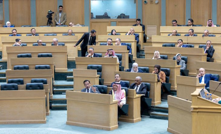 الأردن: دورة برلمانية قصيرة لإقرار “تعديلات” غير شعبية