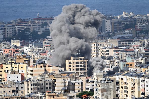 الجيش الإسرائيلي يشن غارة على بيروت ويعلن تجاوزه نهر الليطاني