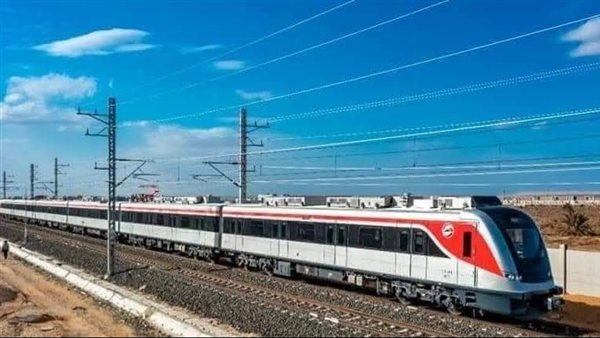 مواعيد تشغيل القطار الكهربائى خلال شهر رمضان (انفوجراف)