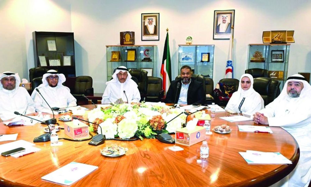 “الهلال الأحمر” يعقد اجتماعا طارئا لتعزيز الجاهزية ومتابعة الاستعدادات اللوجستية