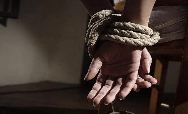 النيابة العامة تفند شائعة اختطاف فتاة قاصر بتاونات والعثور عليها في وضعية حرجة