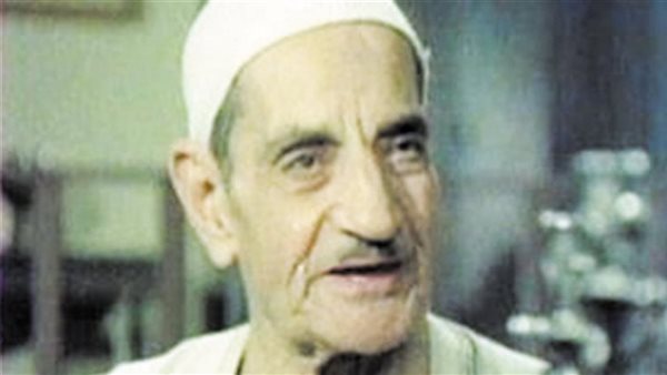 من موظف حكومة إلى أسطورة سينمائية، رحلة عبد الوارث عسر الفنية