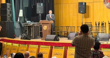 نقيب الصحفيين يوجه التحية لكل صحفية وأم مصرية تواجه صعوبات الحياة