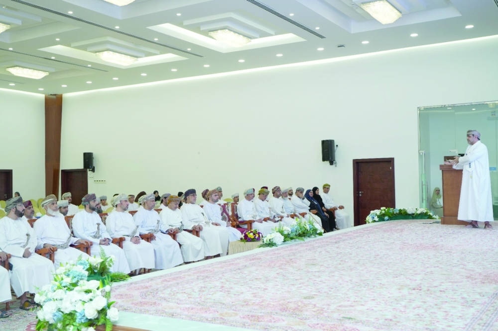 تخريج 35 مشاركا في برنامج الإدارة المحلية بشمال الشرقية