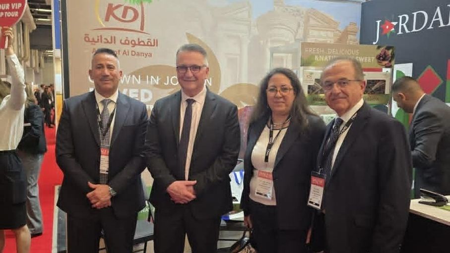 السفيرة الرافعي تفتتح الجناح الأردني المشارك بمعرض سيال كندا الغذائي