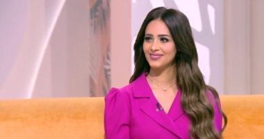 رنا سماحة تكشف تفاصيل ألبومها الجديد.. وتوجه رسالة لـ"الأصدقاء المحايدين"