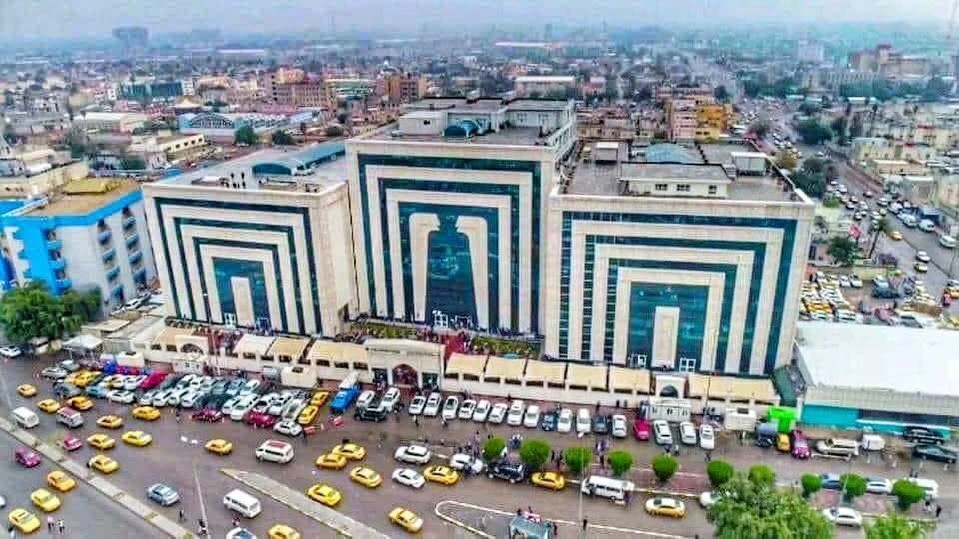 عاجل | بعد رسوب «ابن قيادي».. انفجار قنبلة ومسلحون يحاصرون منزل رئيس جامعة عراقية