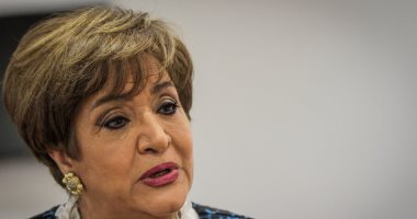من ما يطلبه المستمعون إلى العالمية.. سناء منصور أيقونة إعلامية لا تُنسى