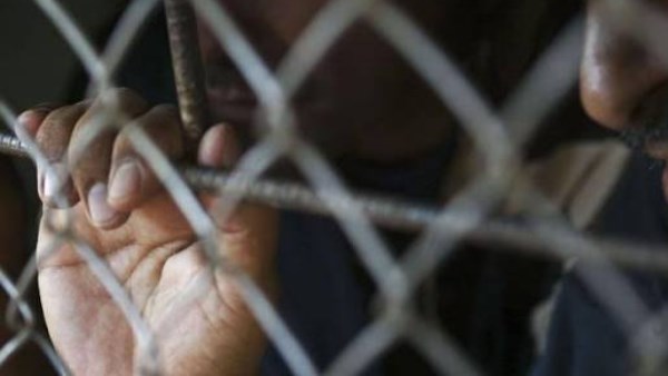 أرشد عن أدوات الجريمة.. ننشر أقوال ضابط مباحث قسم شرطة المعصرة في اتهام عاطل بقتل عمه
